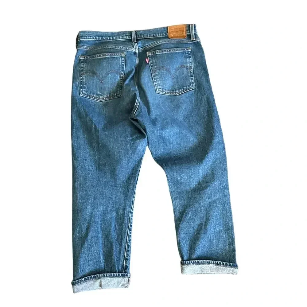 Levi's Premium Blue Denim Straight Leg Jean Size W31